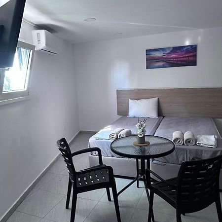 Ivi Apartments Ayia Napa Exterior photo